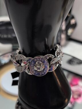 Marc Jacobs Katie Logo link Silver toned Bracelet - 8"L 🔥